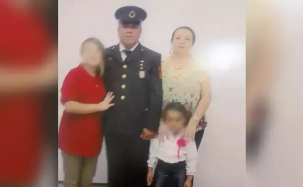 Emekli uzman çavuş eşi ve bir kızını öldürüp, bir kızını da yaraladıktan sonra intih*r etti