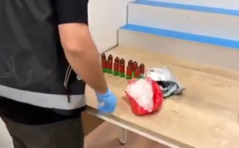 Kahramanmaraş'ta kargoyla getirilen yasaklı madde ele geçirildi