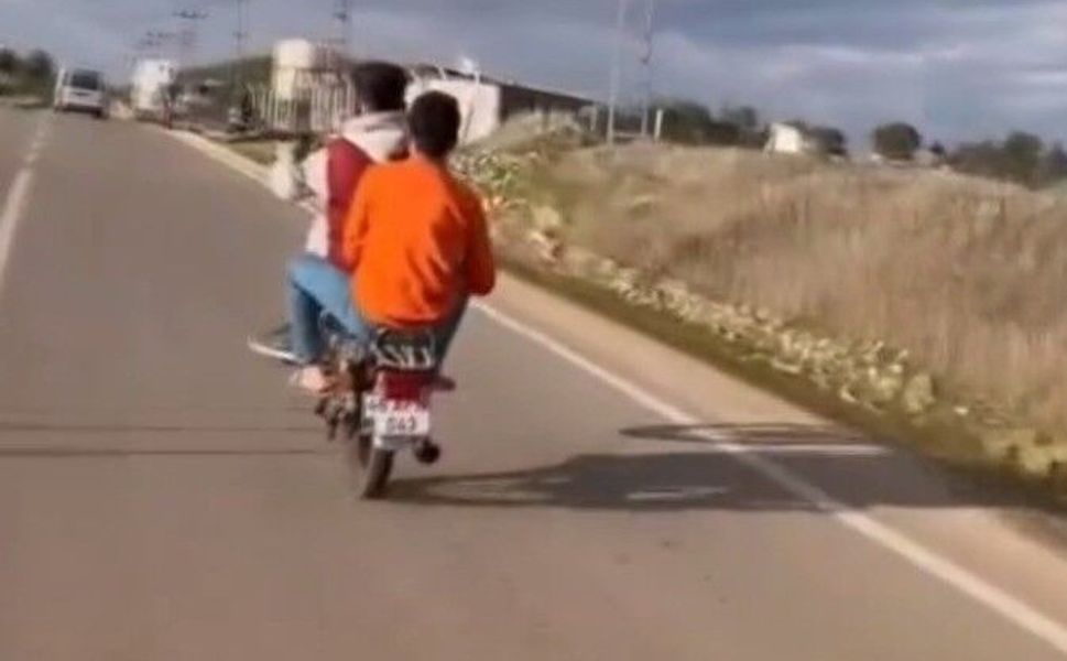 Kahramanmaraş’ta akrobatik hareketler yapan motosikletliye 47 bin TL ceza