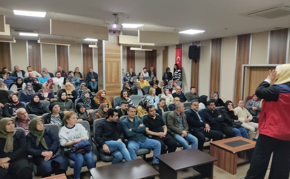 Kahramanmaraş’ta Kantin ve Yemekhane Çalışanlarına Hijyen Eğitimi