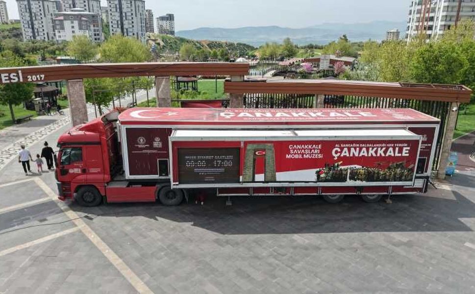 Çanakkale Savaşları Mobil Müzesi, Kahramanmaraş'ta Ziyaretçilerini Ağırlıyor