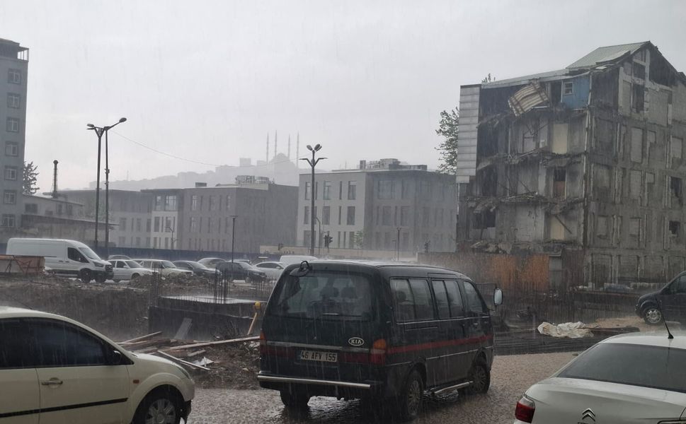 Kahramanmaraş’ta Gök Gürültülü Sağanak Etkili Oldu