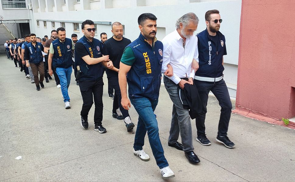 5 liralık ‘havala’ sistemiyle milyonlarca lira aklandı