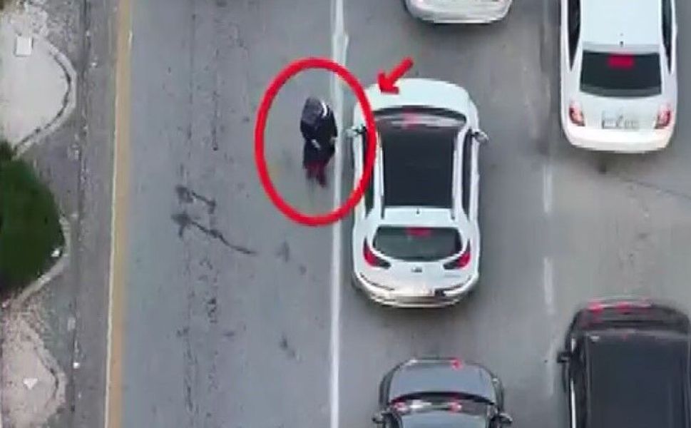 Gaziantep’te kavşaklarda dilencilik ve satıcılık yapan şahıslara operasyon: 14 gözaltı