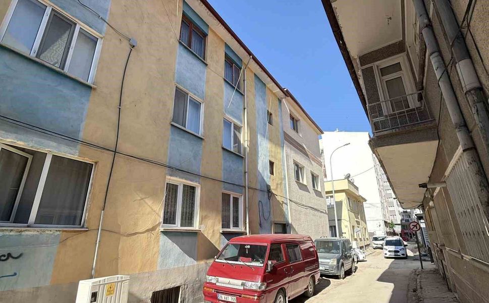 Evinde hareketsiz bulunan şahsın ölümü şüpheli bulundu