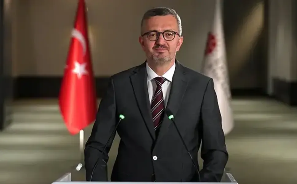 İletişim Başkanı Duran'dan okuldaki saldırının ardından yaşamını yitiren Almina için başsağlığı