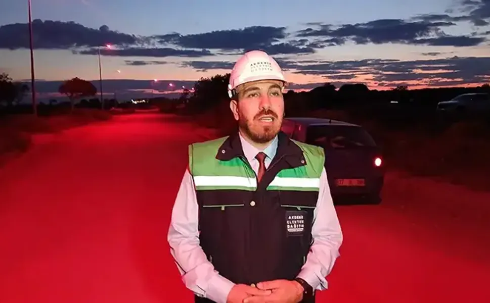 Deniz kaplumbağaları için aydınlatmalar kırmızı LED'e çevrildi