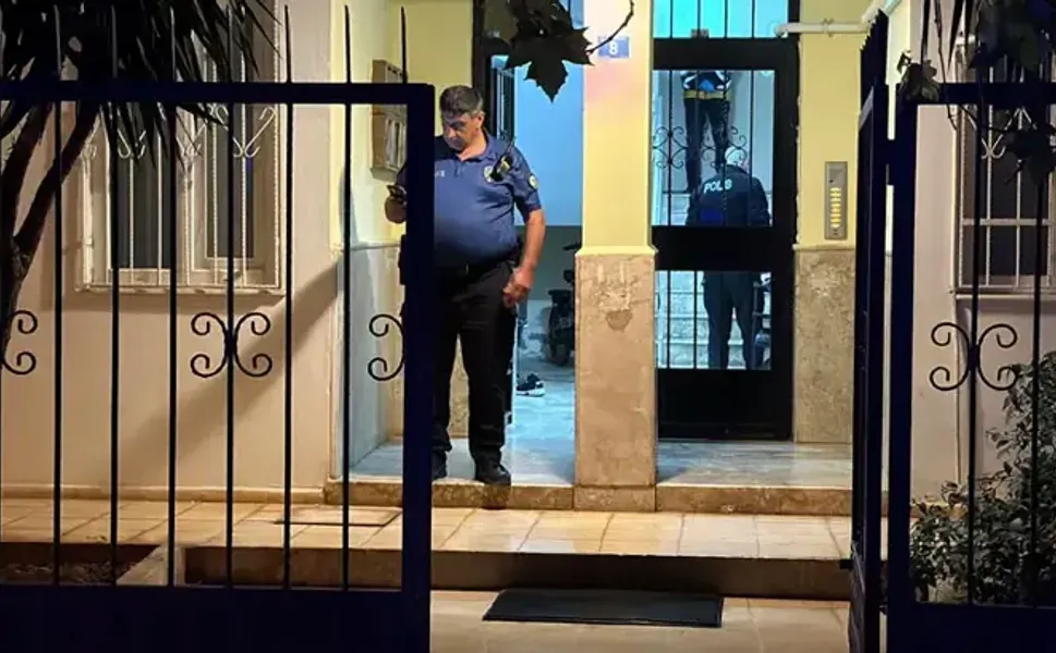 16 yaşındaki Mert, evde silahla vurulmuş ölü bulundu