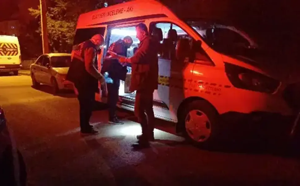Gelin ile görümce kavgada birbirini bıçakladı