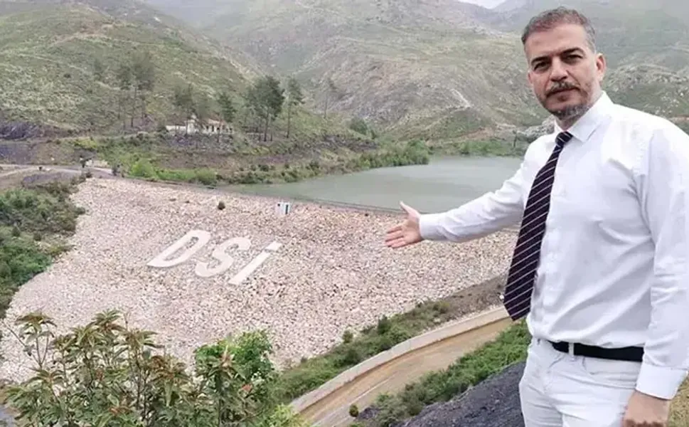 Doç. Dr. Ceyhun Özçelik’ten dolu barajlar için taşkın uyarısı
