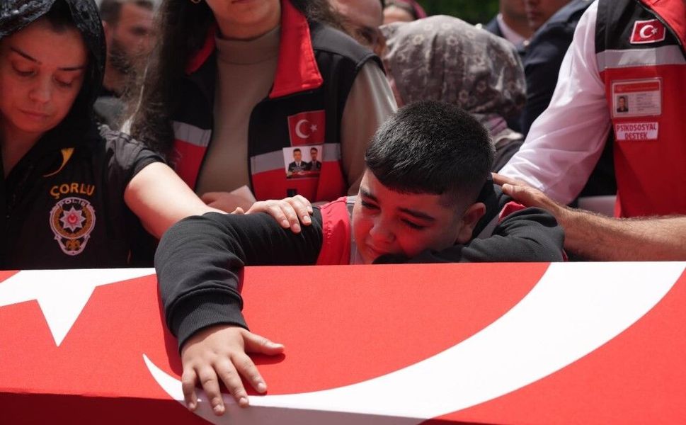 Tekirdağ’da şehit polislere acı veda
