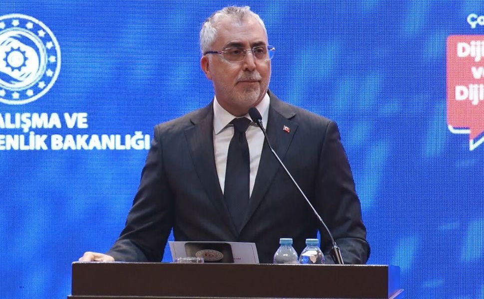 Doğum izni 24 haftaya çıkarıldı!