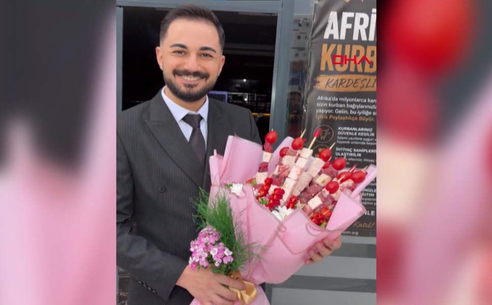 Kahramanmaraş’ta Kız İsteme Töreninde Herkesin Gözü O Buketteydi