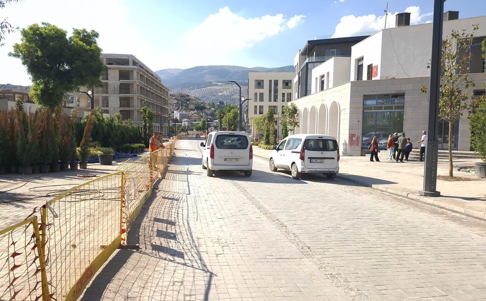 Trabzon Bulvarı Yeniden Trafiğe Açıldı