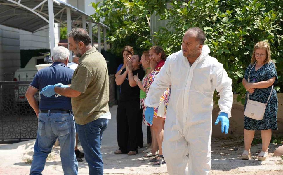 Apartmanı saran kokuyla öldüğü ortaya çıktı