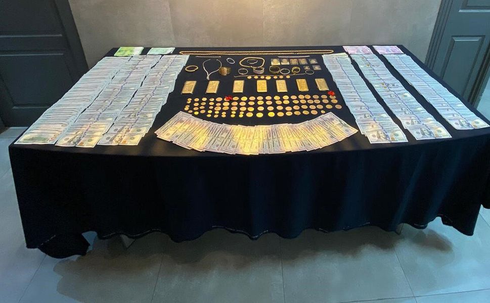 Kendisini polis olarak tanıtan dolandırıcılar, İYİ Partili milletvekilini dolandırdı!