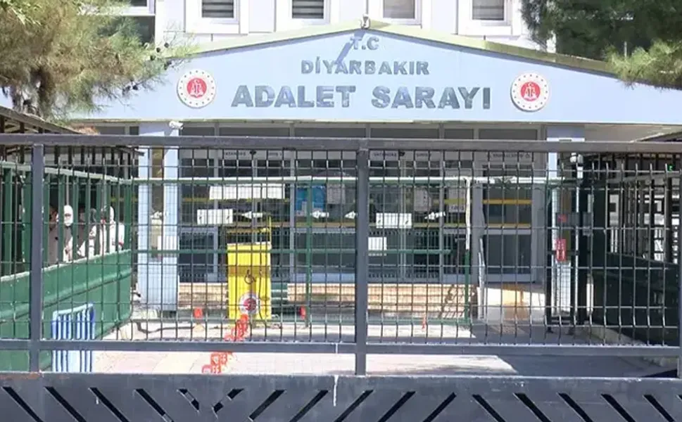 Kız çocuğunu evlenmek için kaçıran sanığa 3 yıl hapis