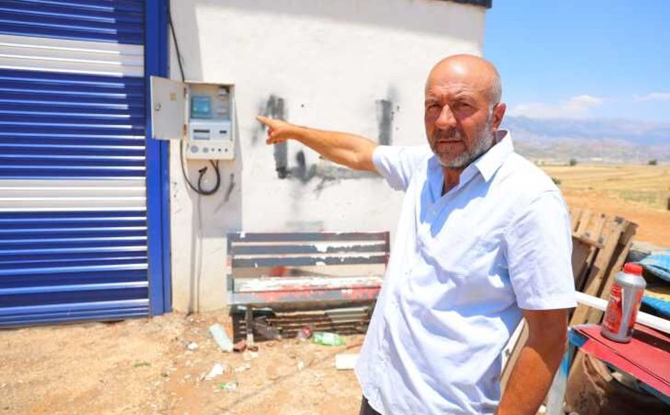 Kahramanmaraş'ta elektriği kesilen besici yardım bekliyor