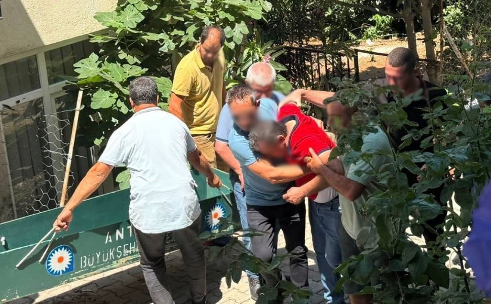 41 yaşındaki adam evinin bahçesinde ölü bulundu