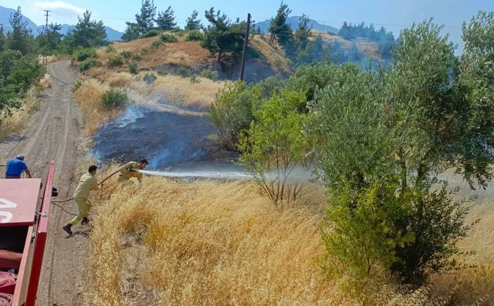 Kahramanmaraş’ta bahçe yangını kontrol altına alındı