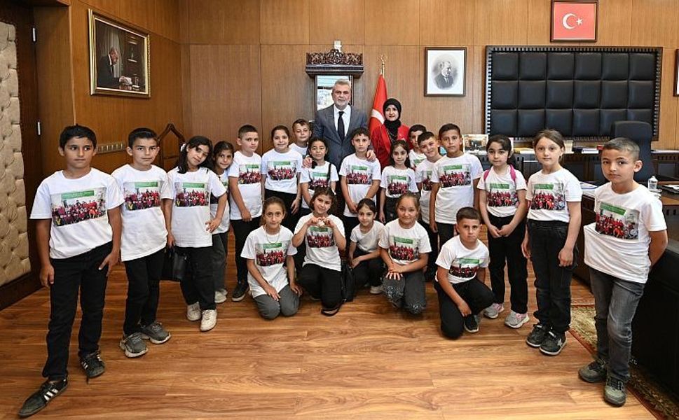 Başkan Görgel, Minik Öğrencileri Ağırladı
