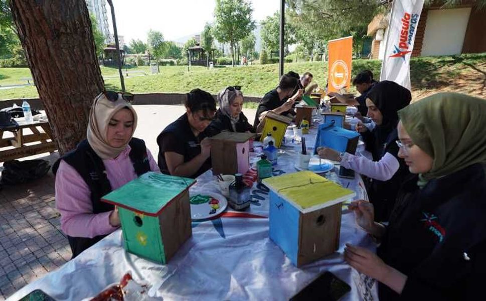 Pusula Maraş, Gençleri Kuş Evi Boyama Atölyesinde Buluşturdu