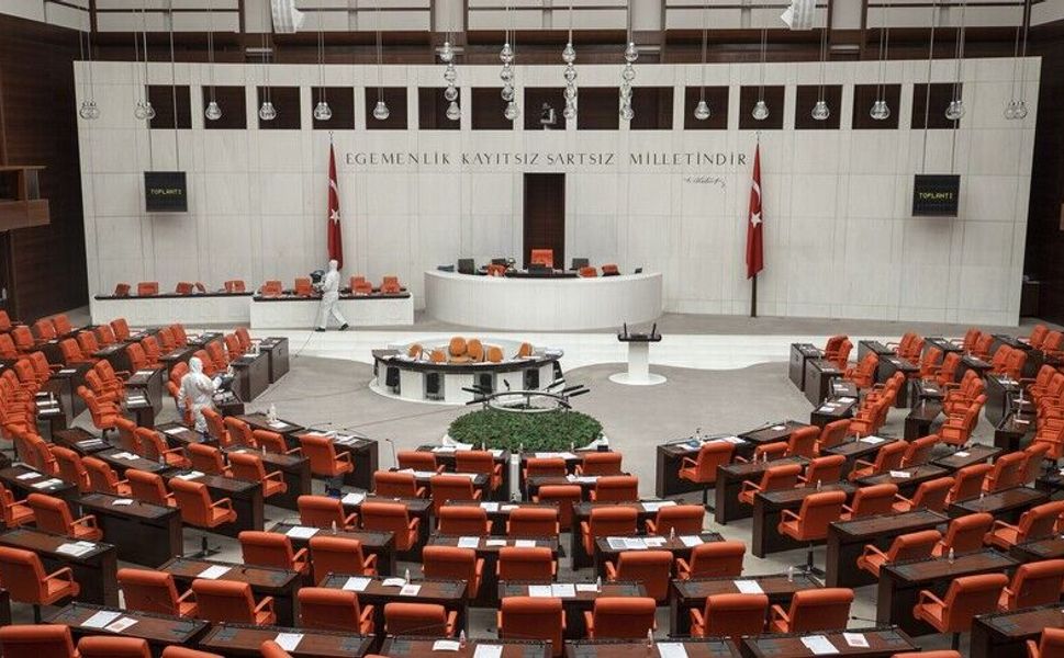 TBMM'nin çalışma süresi uzatıldı