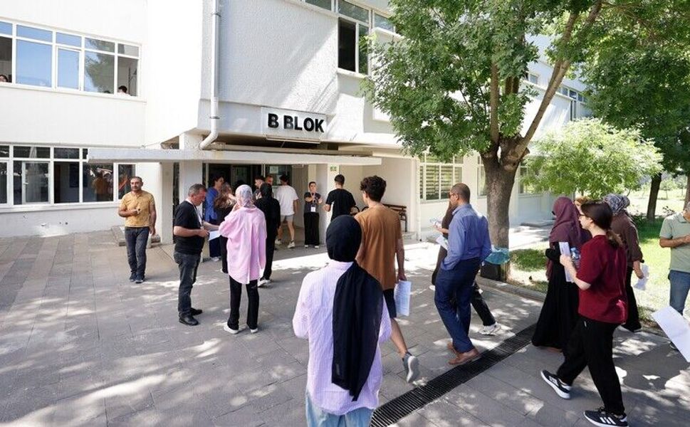 YKS'nin Alan Yeterlilik Testleri oturumu tamamlandı