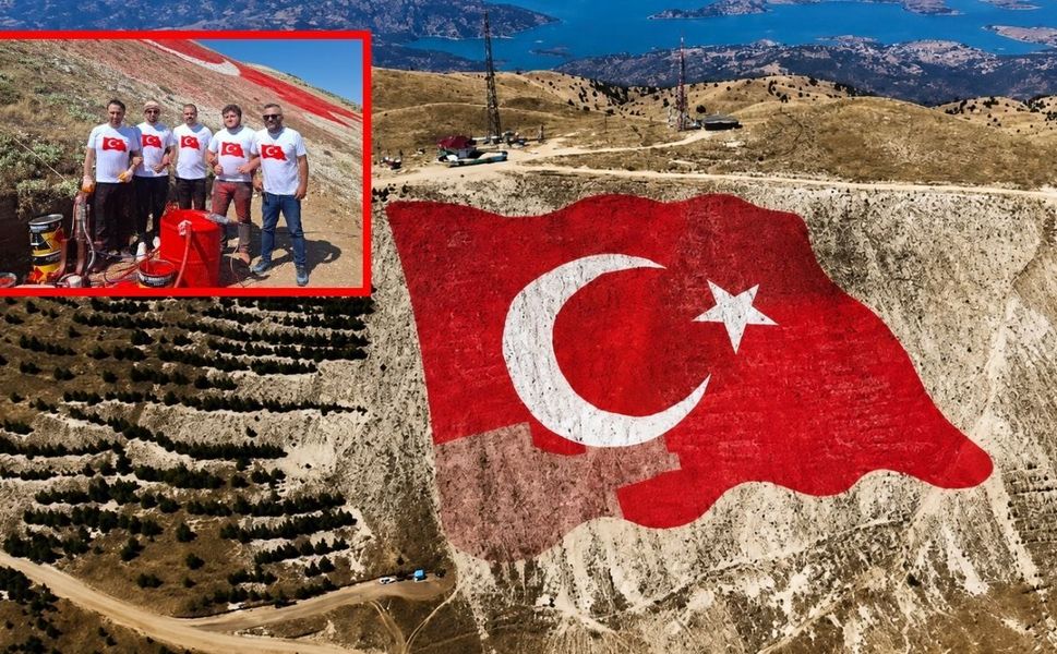 Ahır Dağı Zirvesindeki Dev Türk Bayrağı Yenilendi
