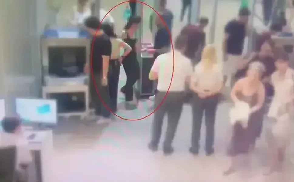 AVM’ye 606 Mermiyle Girmeye Çalışan Üniversite Öğrencisi Yakalandı