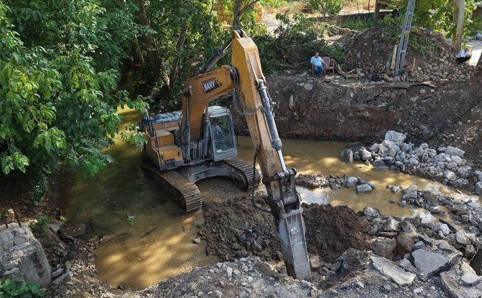 Kahramanmaraş'ta yeni köprü inşa ediliyor