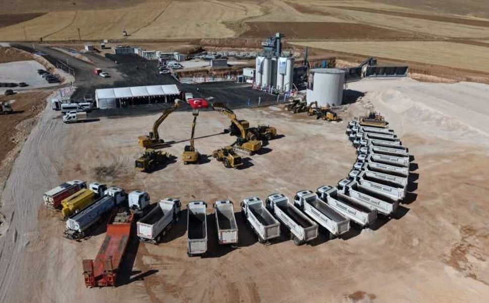 800 Milyon TL’lik Dev Yatırım Hizmete Girdi: Kuzey İlçeleri Asfalt Üretim Tesisi Açıldı