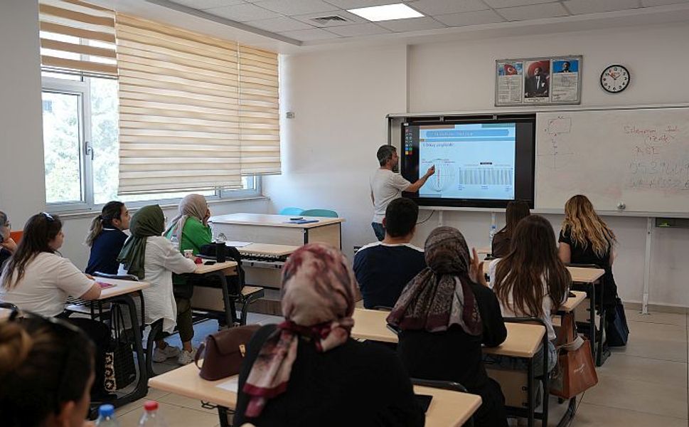 Gençler Yaz Tatilini Pusula Maraş Akademileriyle Verimli Geçiriyor