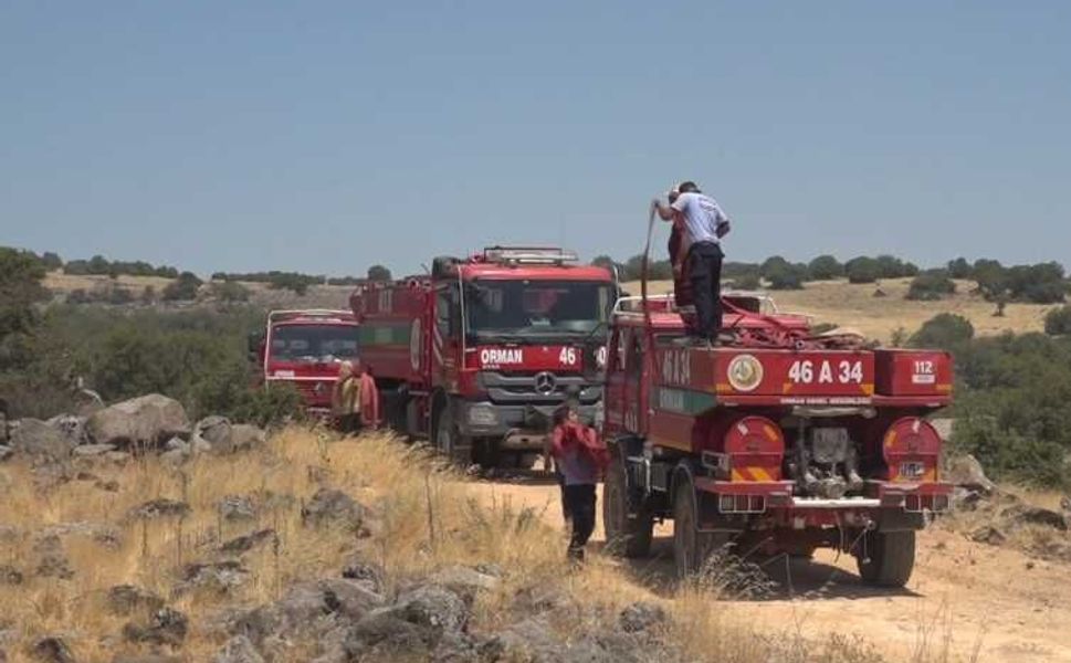 Kahramanmaraş ekipleri alevlerle mücadele için Gaziantep’e sevk edildi