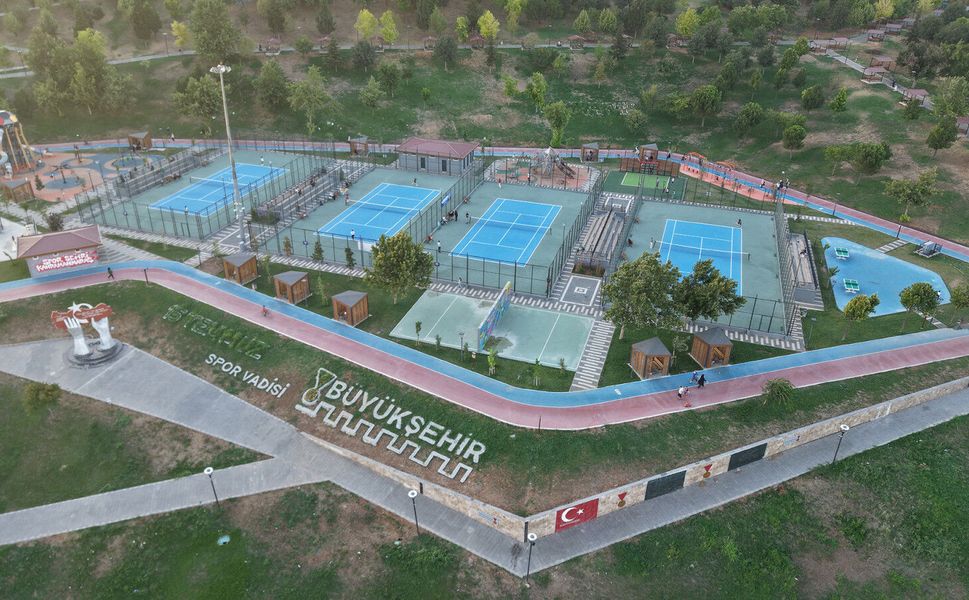 Büyükşehir’in Ödüllü Turnuvasında 180 Sporcu Şampiyonluk İçin Ter Döküyor