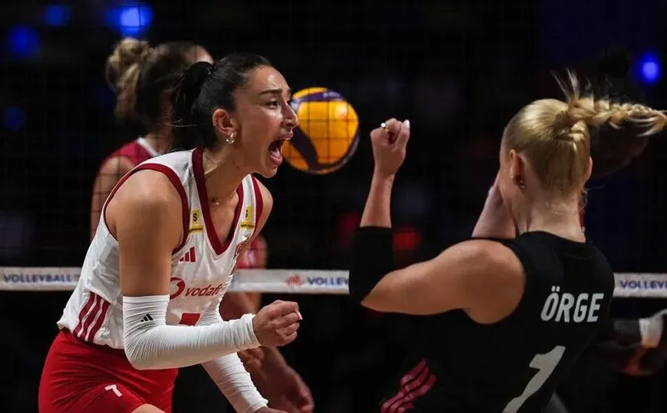 A Milli Kadın Voleybol Takımı VNL yarı finalinde