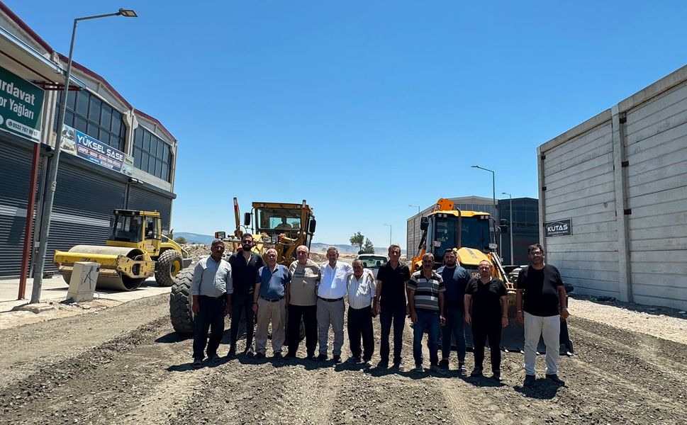 Teknik Makine Yapı Kooperatifi Sitesi'nde Asfalt Çalışmaları Başladı