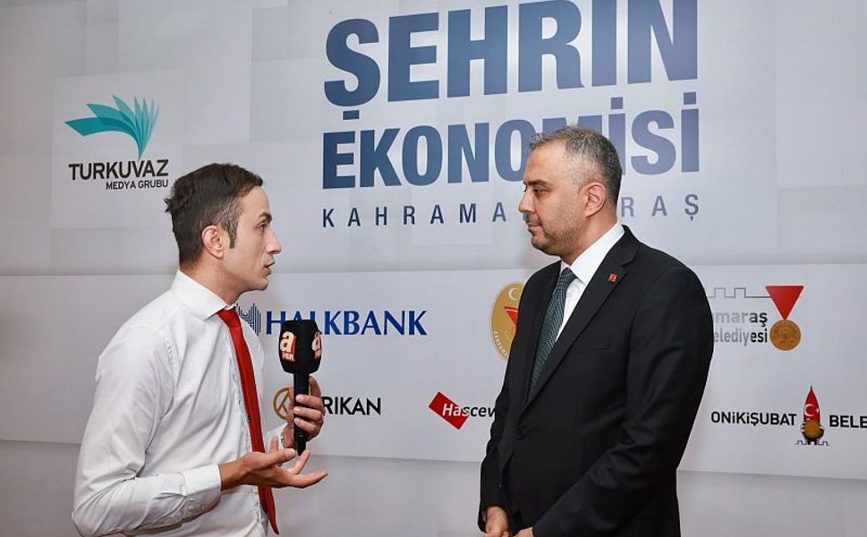 Başkan Toptaş, Şehrin Ekonomisi Zirvesi’nde Onikişubat’ın kalkınma vizyonunu anlattı