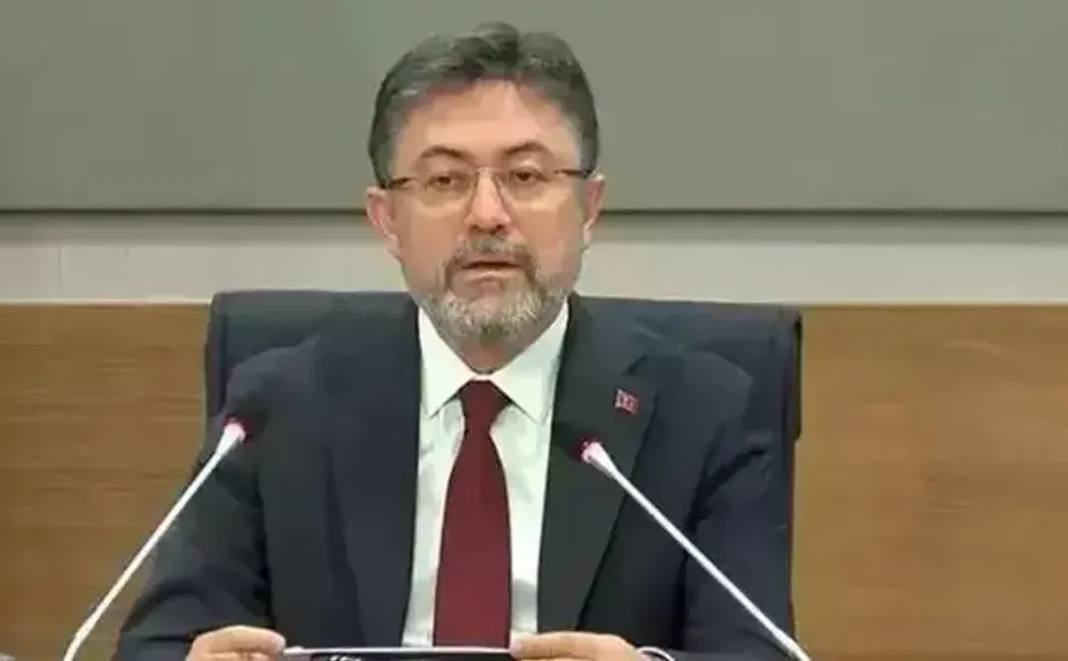 Bakan Yumaklı: 260 yangından 258'ini kontrol altına aldık