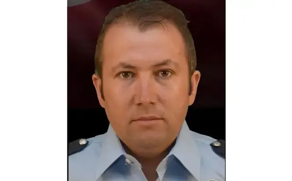 Evinde rahatsızlanıp hastaneye kaldırılan polis, hayatını kaybetti