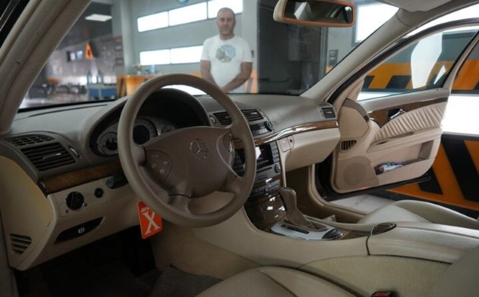 Otomobil diye bindiği Mercedes beyaz eşya çıktı
