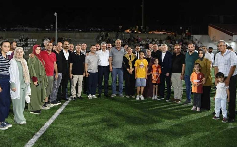 Fırat Görgel, Yusuf Tarık Gül Anısına Düzenlenen Futbol Turnuvasına Katıldı
