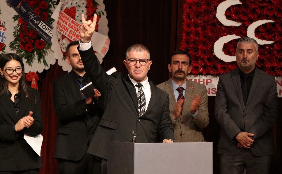 MHP Onikişubat İlçe Başkanlığı’nda Koray Korkmaz güven tazeledi