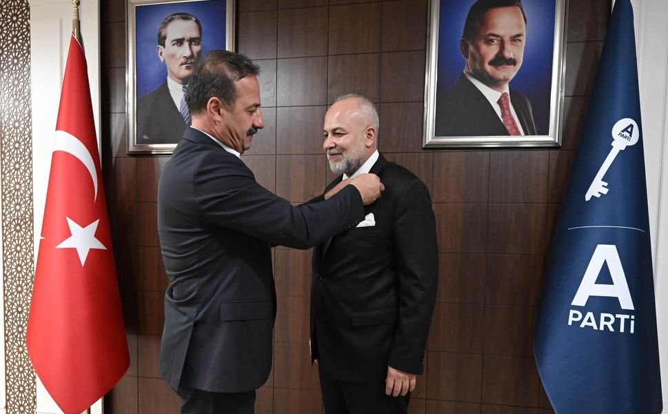 Serdar Salih Çiçekçi Anahtar Parti’ye Katıldı