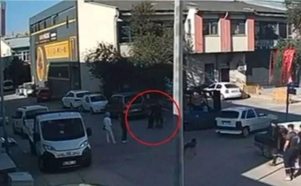 Köpekten kaçarken yere düşüp kafasını vuran 15 yaşındaki çocuk hayatını kaybetti