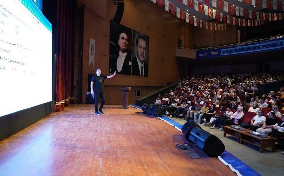 Büyükşehir’in KPSS Genel Tekrar Kampı Matematikle Başladı