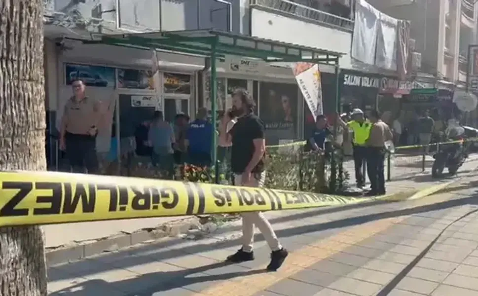 Önce eşinin sonra kendinin canına kıydı