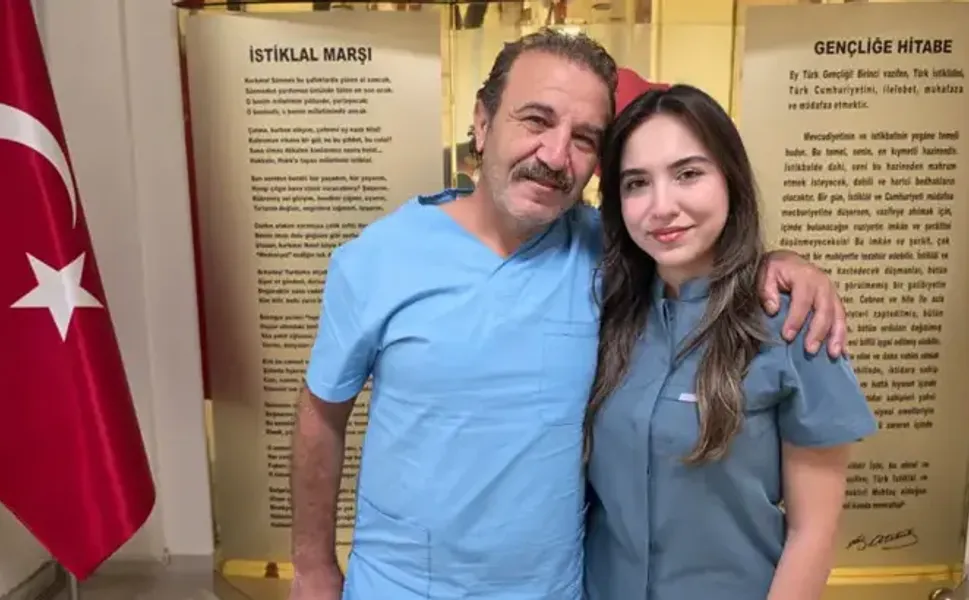 Doğduğu hastaneye doktor olarak atandı; meslektaşı babasıyla birlikte şifa dağıtıyor