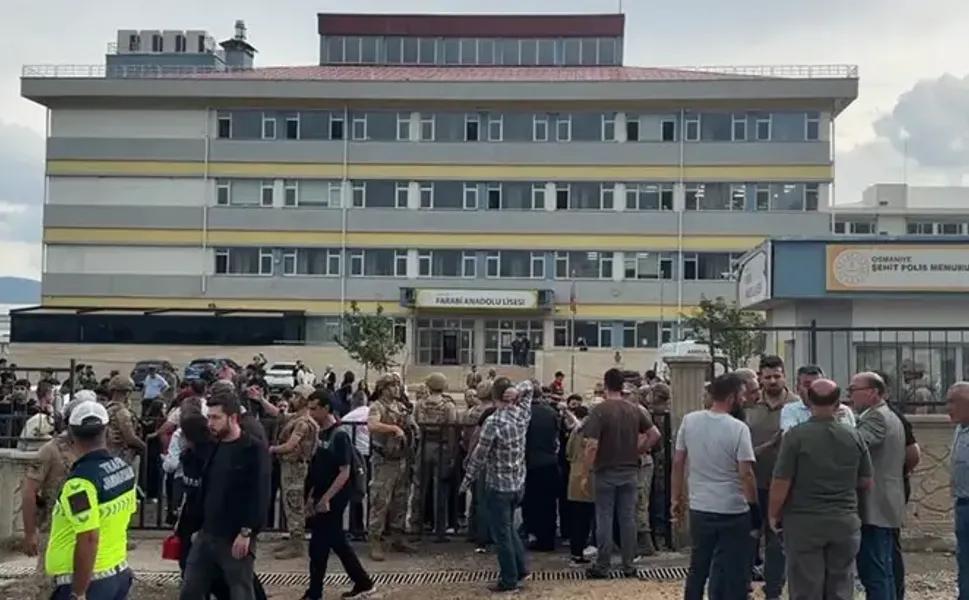 Okul bahçesinde tartıştığı öğretmen amcasını öld*rdü