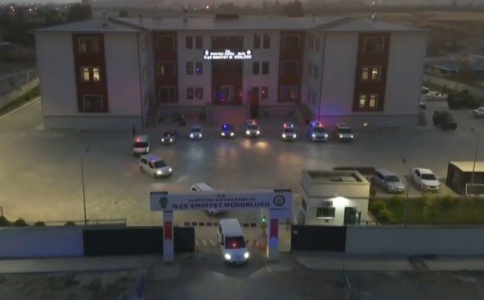 Kahramanmaraş'ta yasaklı madde ve silah operasyonlarında 4 şüpheli tutuklandı